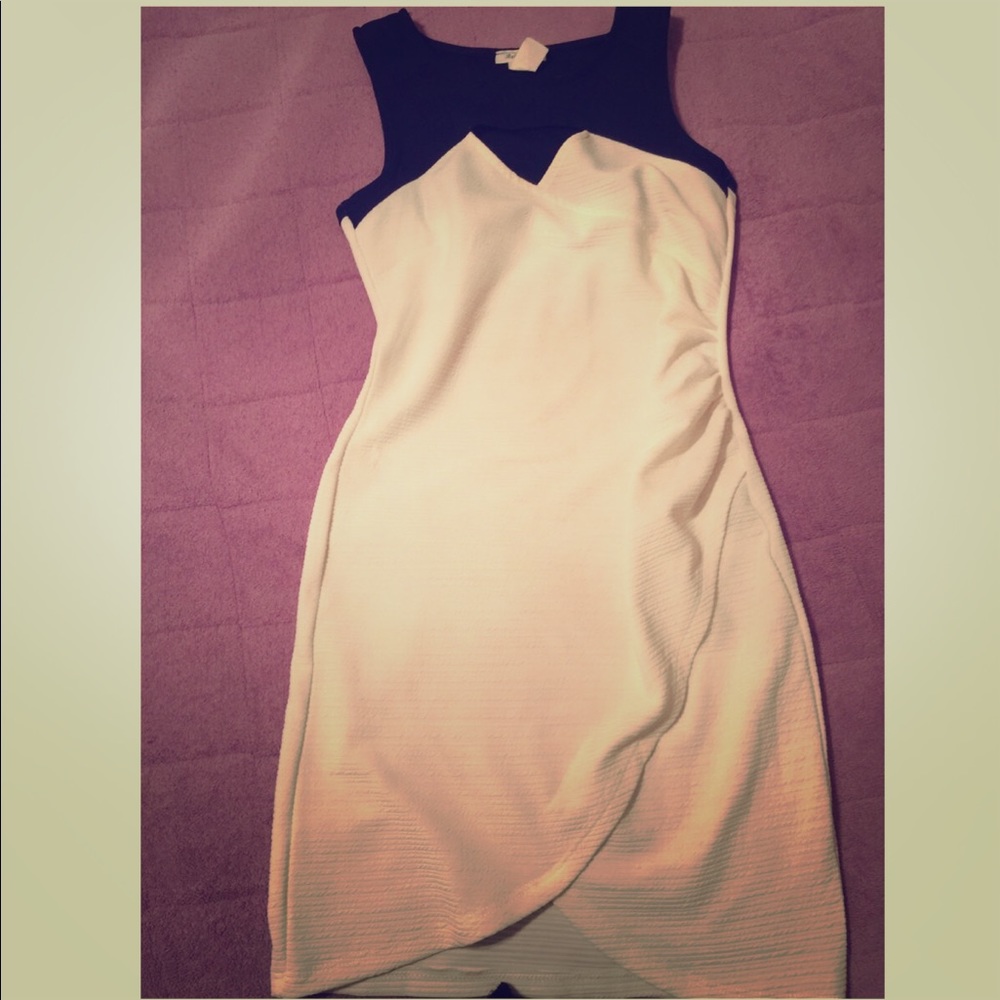 Black and cream color dress